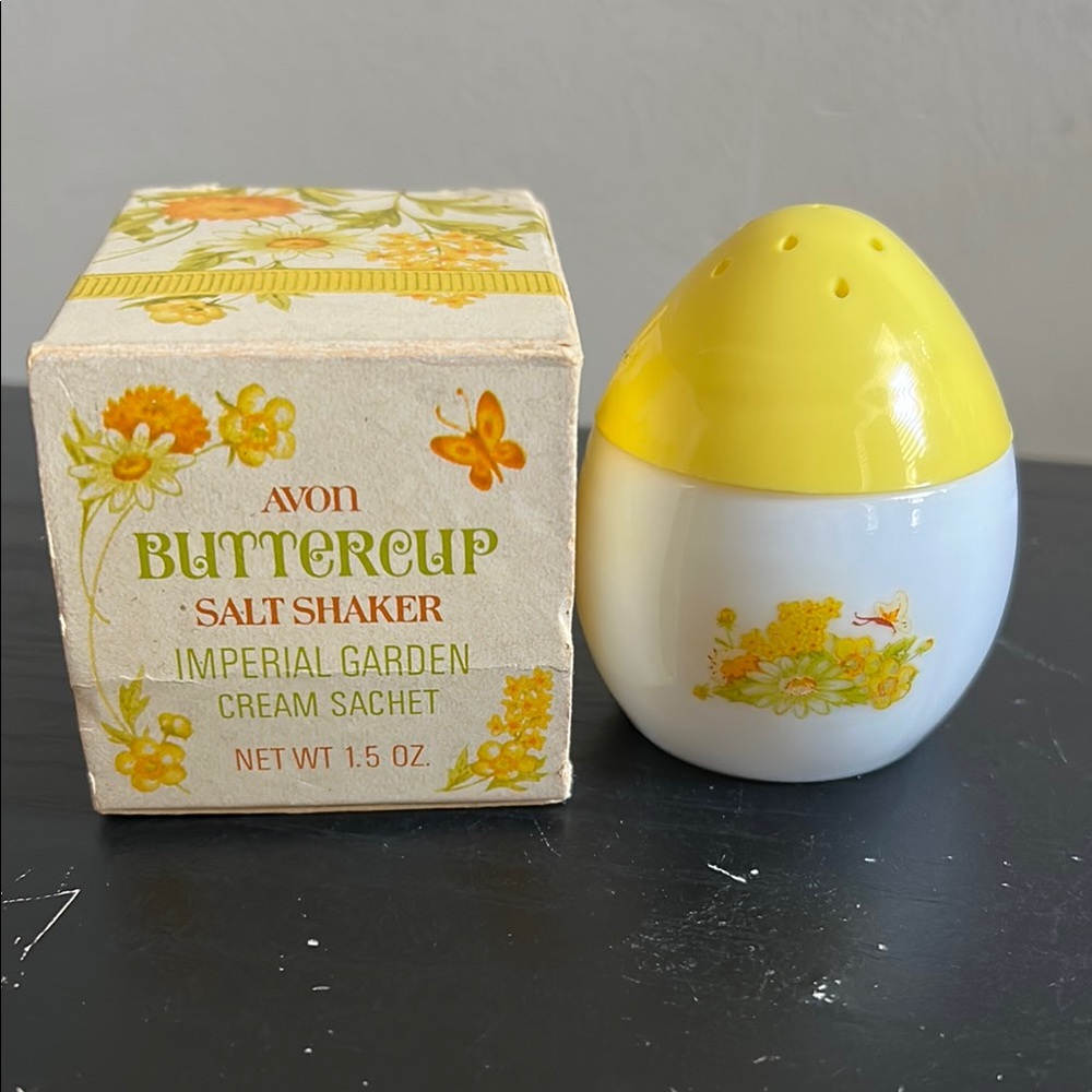 Avon Yellow and White Floral Salt Shaker
